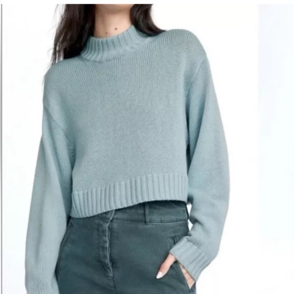 soldWilfred 100 merino wool crop knit sweater